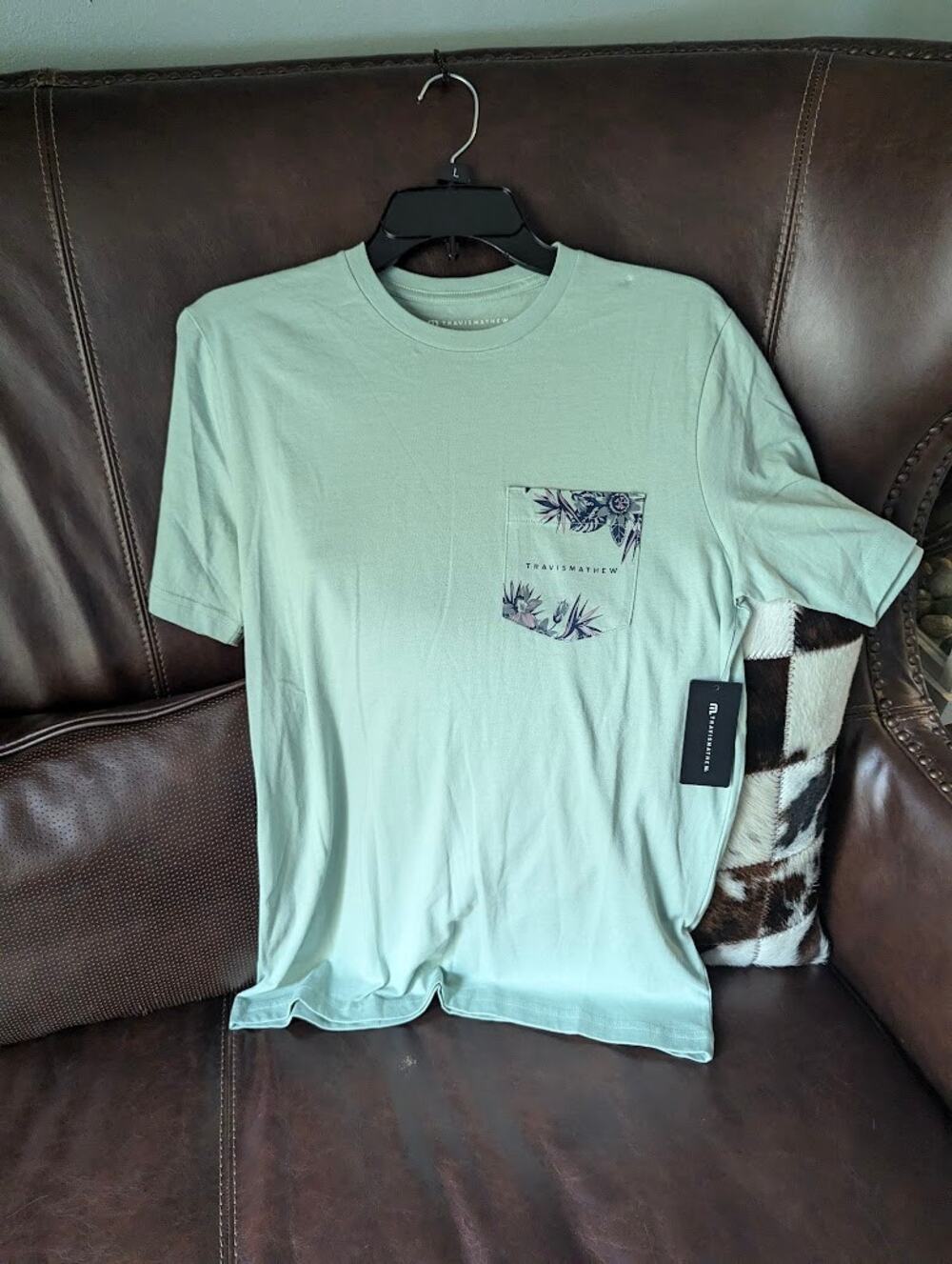 Travis Mathew Hypnotic Breeze Tee SMALL